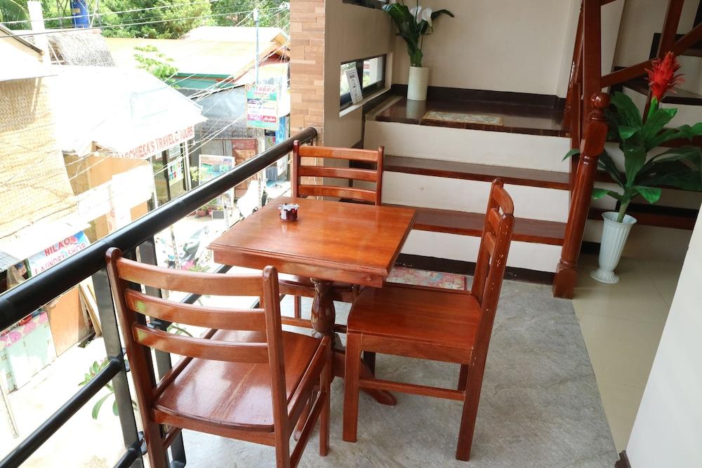爱妮岛 瑞鲁齐尔旅馆酒店 外观 照片