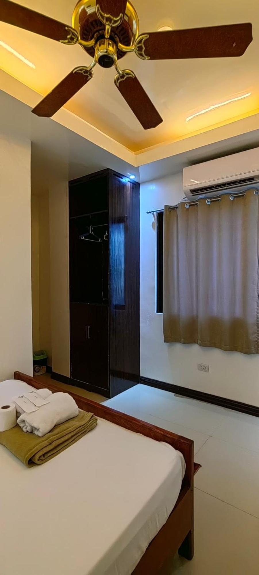 爱妮岛 瑞鲁齐尔旅馆酒店 外观 照片